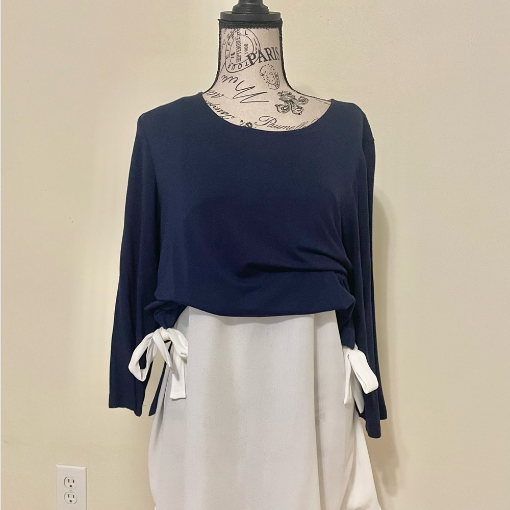 Navy and White Tie-Sleeve Top Womens Size Large Loose Fit